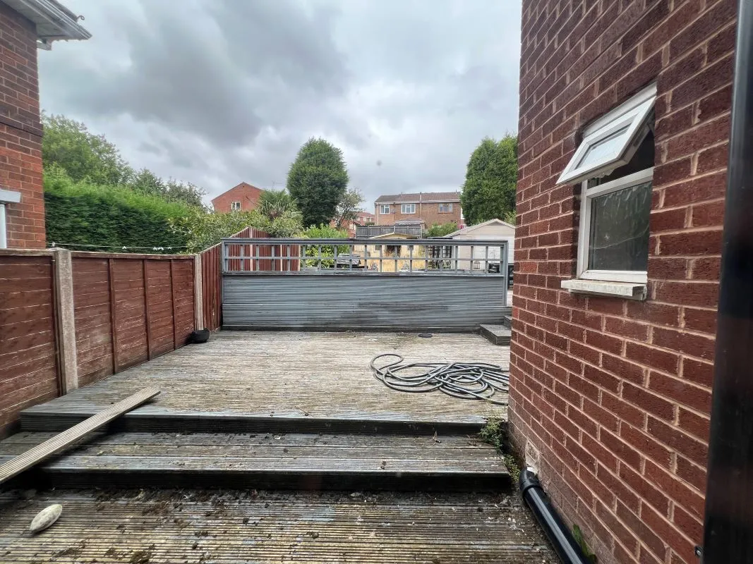 3 bedroom detached house in Upper Gornal, Dudley
