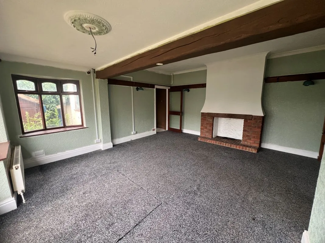 2 bedroom terraced house in Barwell, Leicester