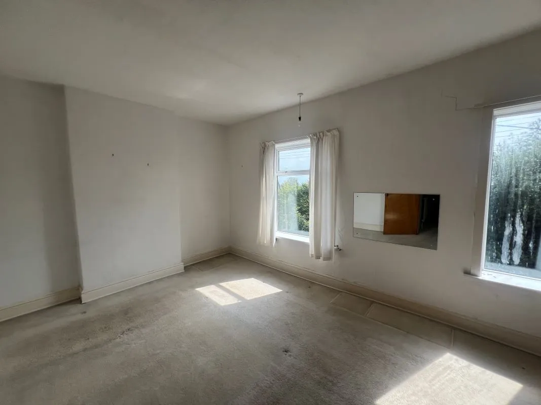 3 bedroom semi detached house in Stoke on Trent