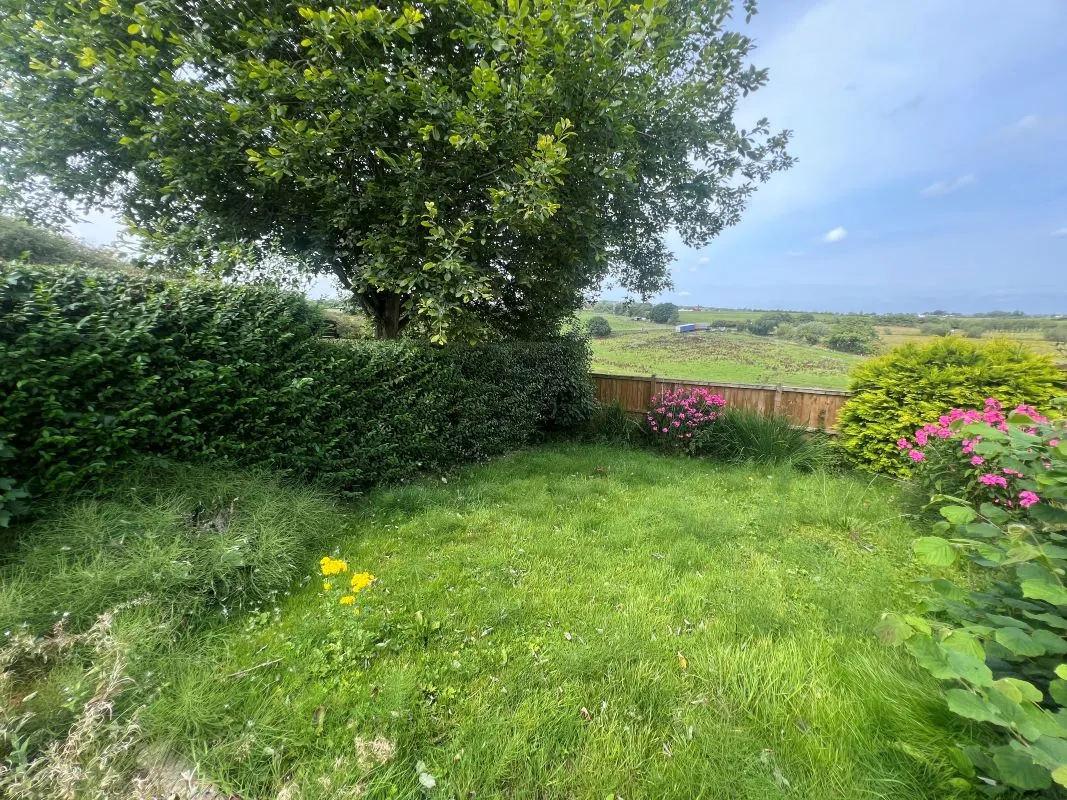 3 bedroom semi detached house in Stoke on Trent