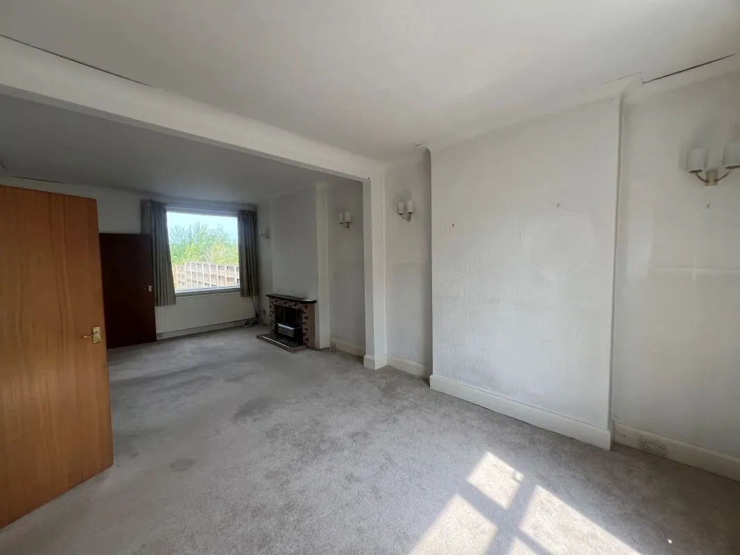 3 bedroom semi detached house in Stoke on Trent
