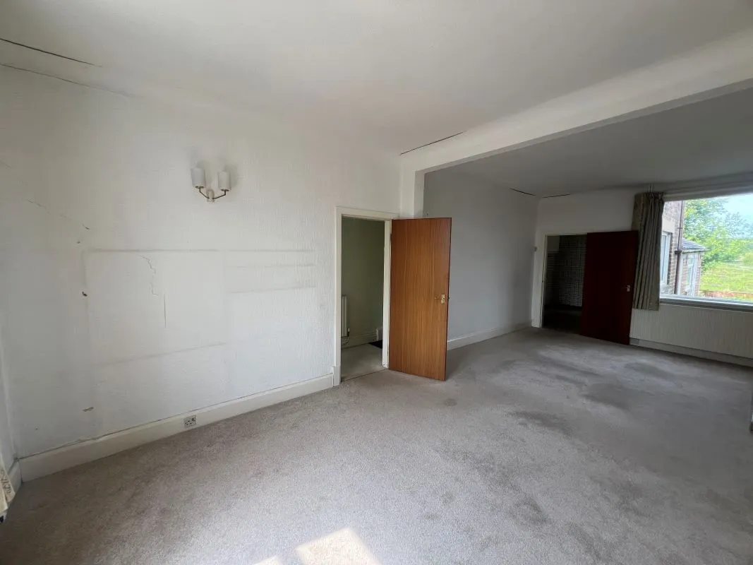 3 bedroom semi detached house in Stoke on Trent