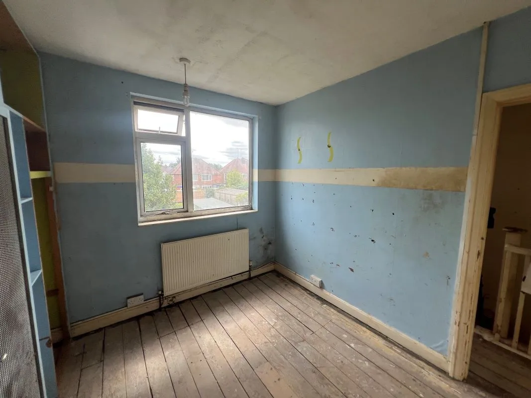 3 bedroom mid terraced house in Coventry