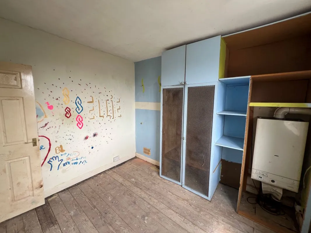 3 bedroom mid terraced house in Coventry