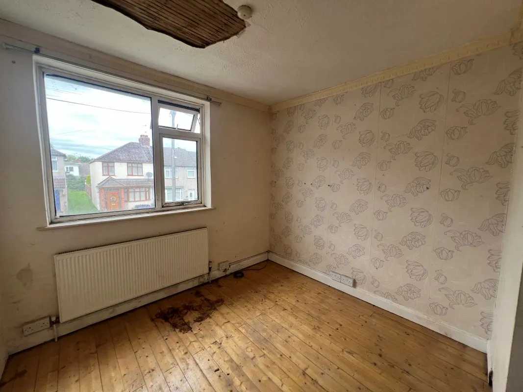 3 bedroom mid terraced house in Coventry