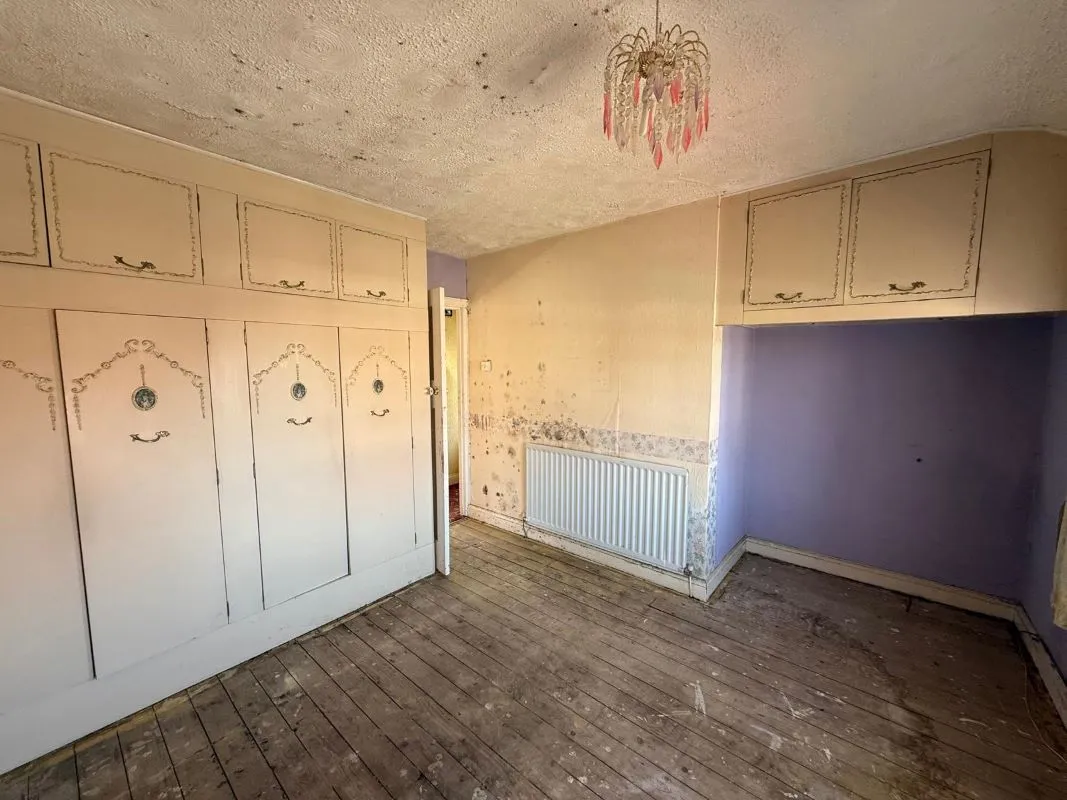 2 bedroom semi detached house in Oldbury