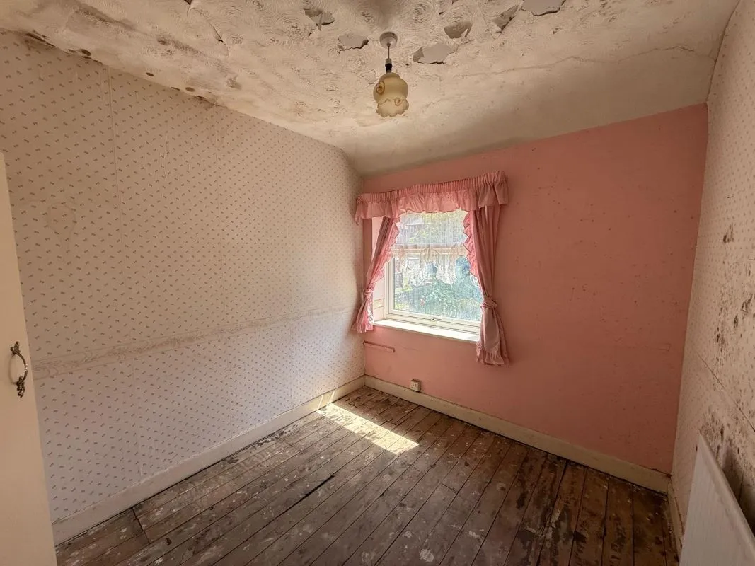 2 bedroom semi detached house in Oldbury