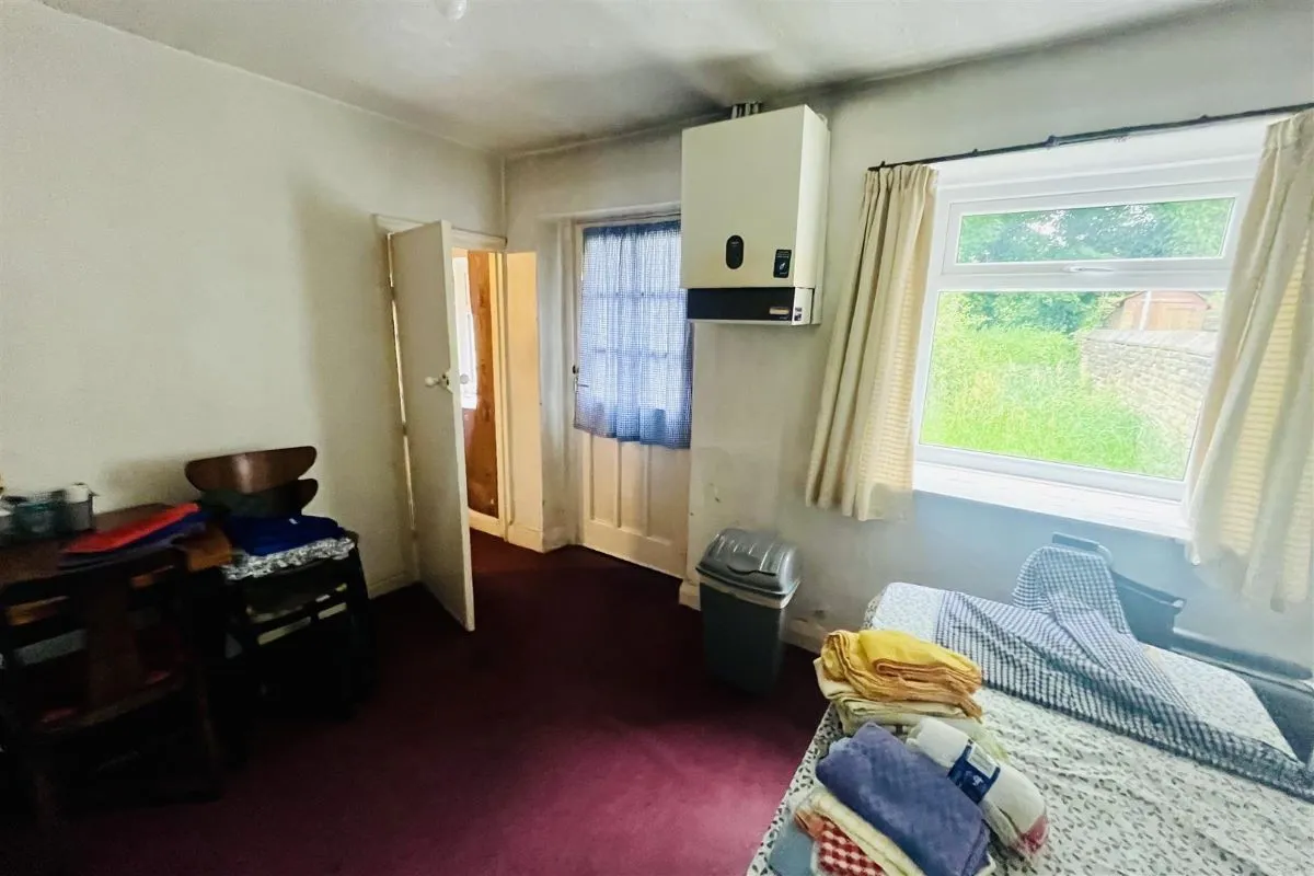Brow Road, Huddersfield, West Yorkshire, HD1 4TP - Online Auctions