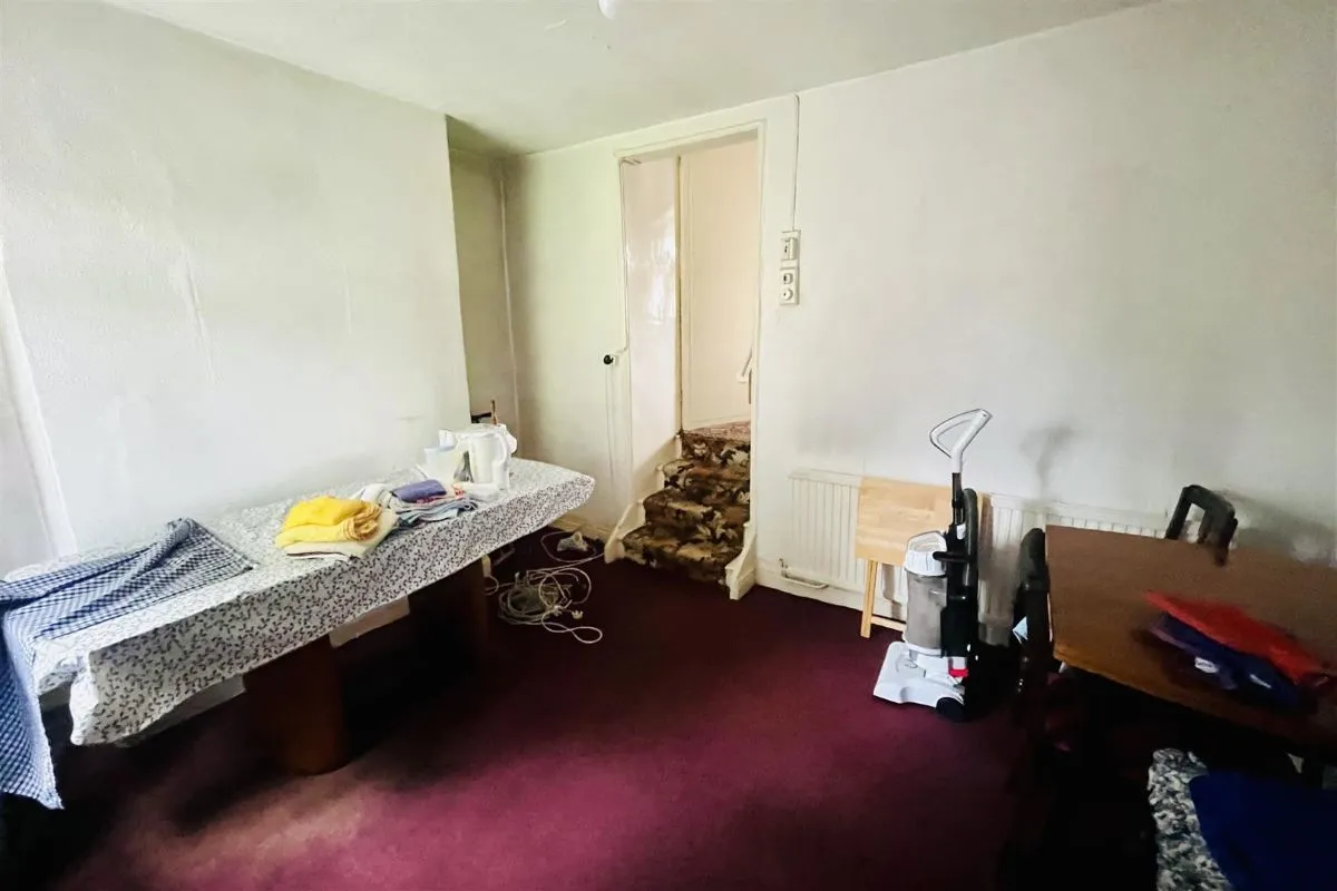 Brow Road, Huddersfield, West Yorkshire, HD1 4TP - Online Auctions