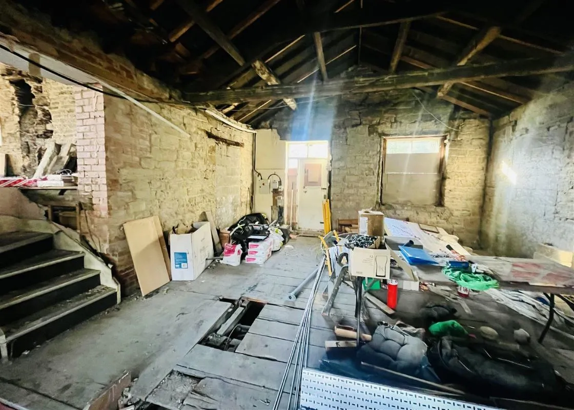 Eastgate, Honley, Holmfirth, West Yorkshire, HD9 6PA - Online Auctions