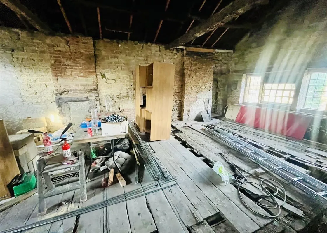 Eastgate, Honley, Holmfirth, West Yorkshire, HD9 6PA - Online Auctions