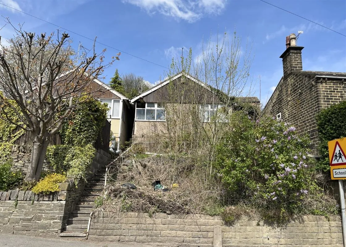 Wakefield Road, Denby Dale, Huddersfield, West Yorkshire, HD8 8RX - Online Auctions