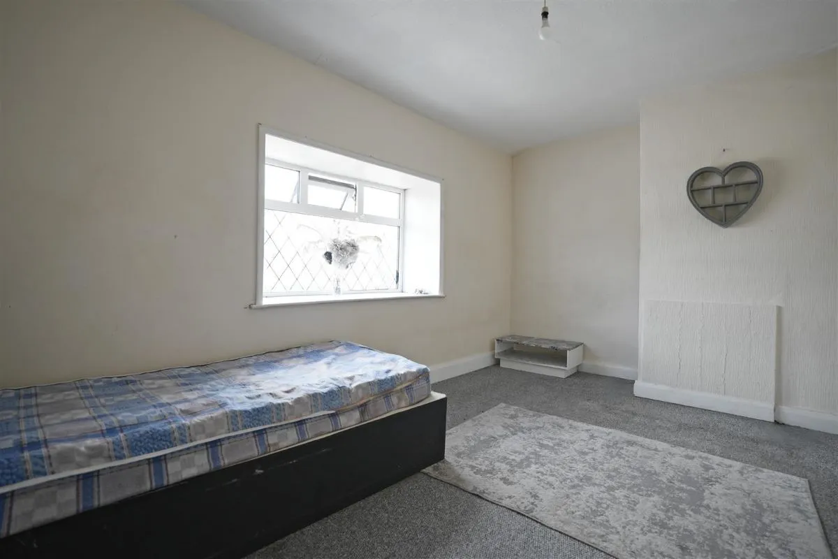 4 Sod House Green, Halifax, West Yorkshire, HX3 6QR - Online Auctions