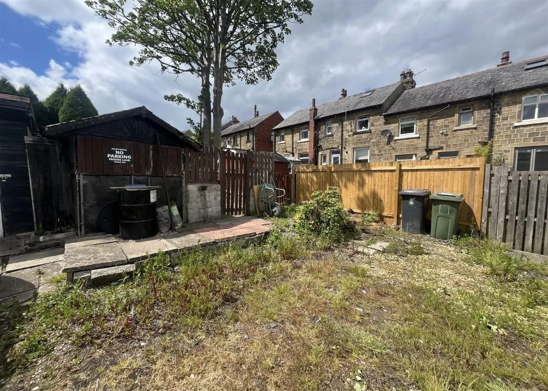 Leymoor Road, Golcar, Huddersfield, Kirklees, HD3 4SJ - Online Auctions