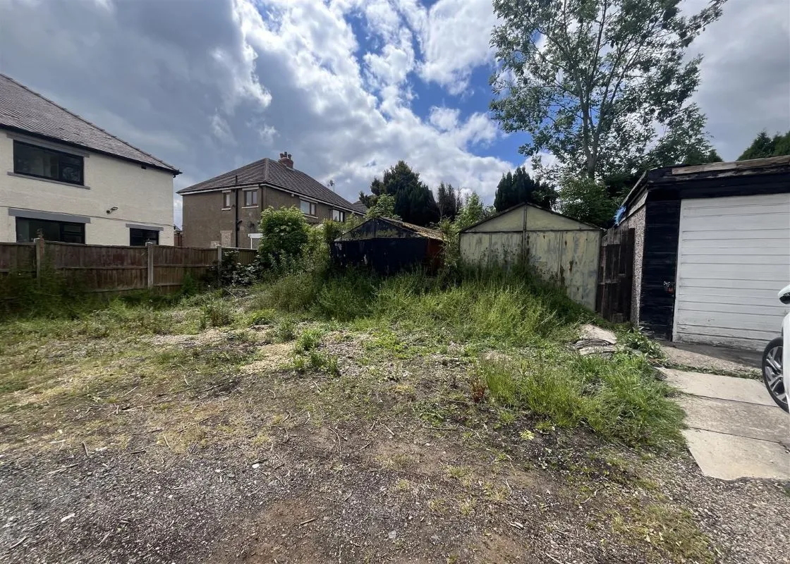 Leymoor Road, Golcar, Huddersfield, Kirklees, HD3 4SJ - Online Auctions