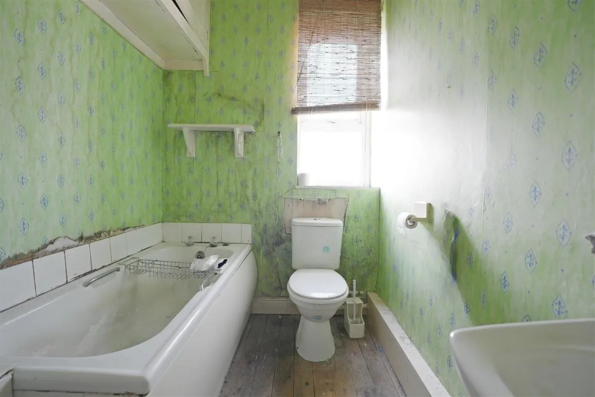 Mallinson Street, Dewsbury, West Yorkshire, WF13 4NA - Online Auctions