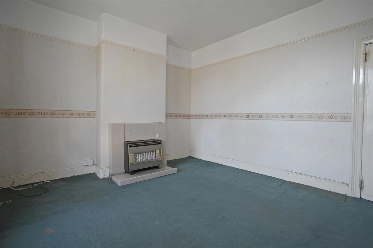 Mallinson Street, Dewsbury, West Yorkshire, WF13 4NA - Online Auctions