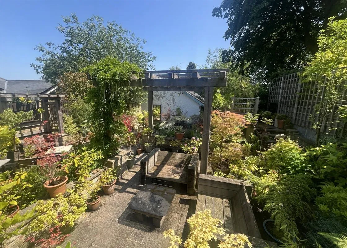 Dingley Road, Huddersfield, West Yorkshire, HD3 3AY - Online Auctions