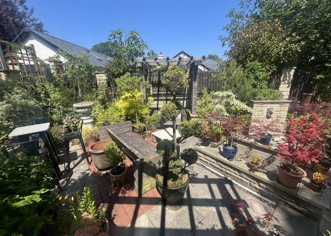 Dingley Road, Huddersfield, West Yorkshire, HD3 3AY - Online Auctions