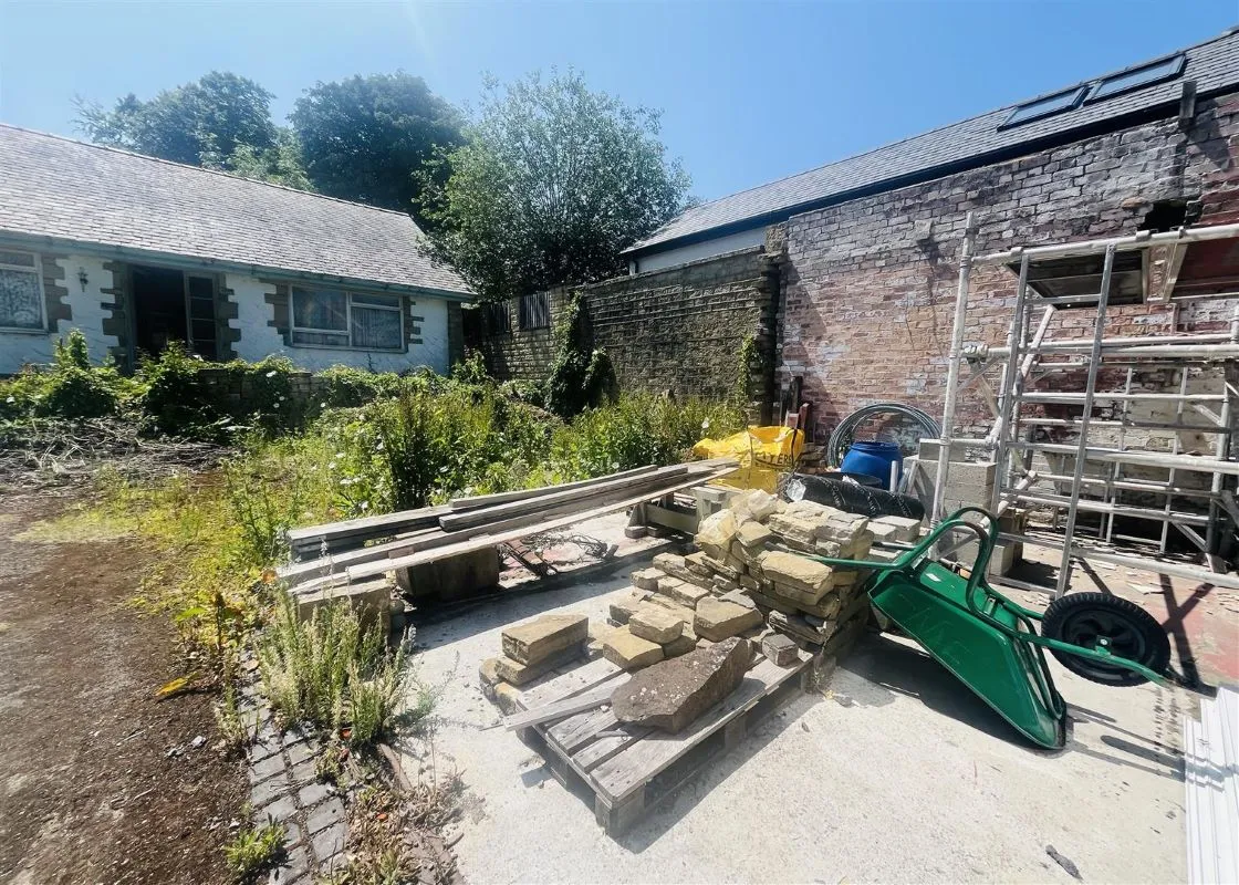 Dingley Road, Huddersfield, West Yorkshire, HD3 3AY - Online Auctions