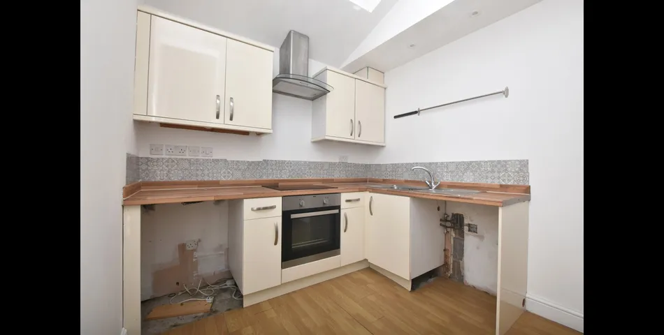 47C New North Road, EX8 1RU