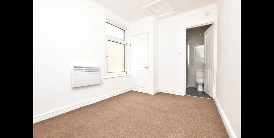47C New North Road, EX8 1RU