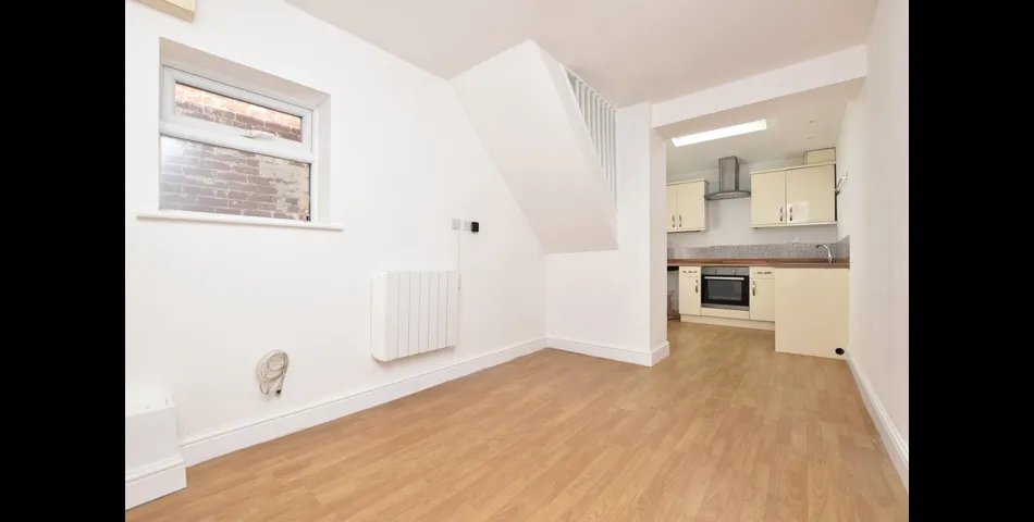 47C New North Road, EX8 1RU