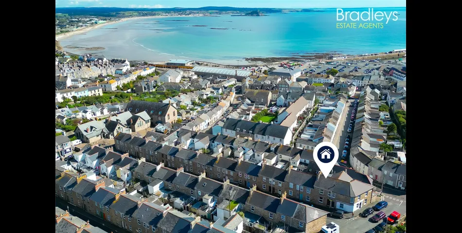 2 Penlee Street, TR18 2DE