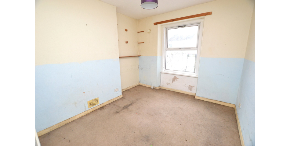 FOR SALE VIA BRADLEYS ONLINE AUCTION 18TH FEBRUARY 2025.