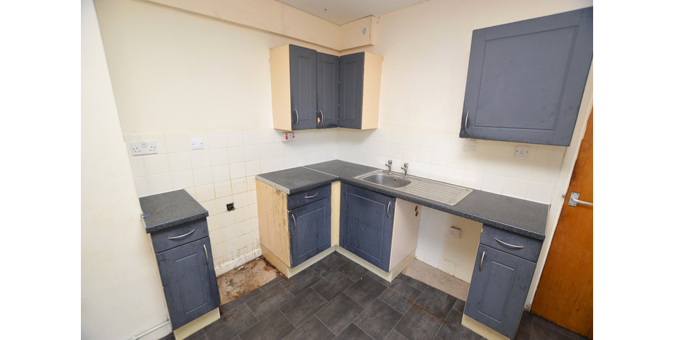 FOR SALE VIA BRADLEYS ONLINE AUCTION 10AM 25TH MARCH 2025.