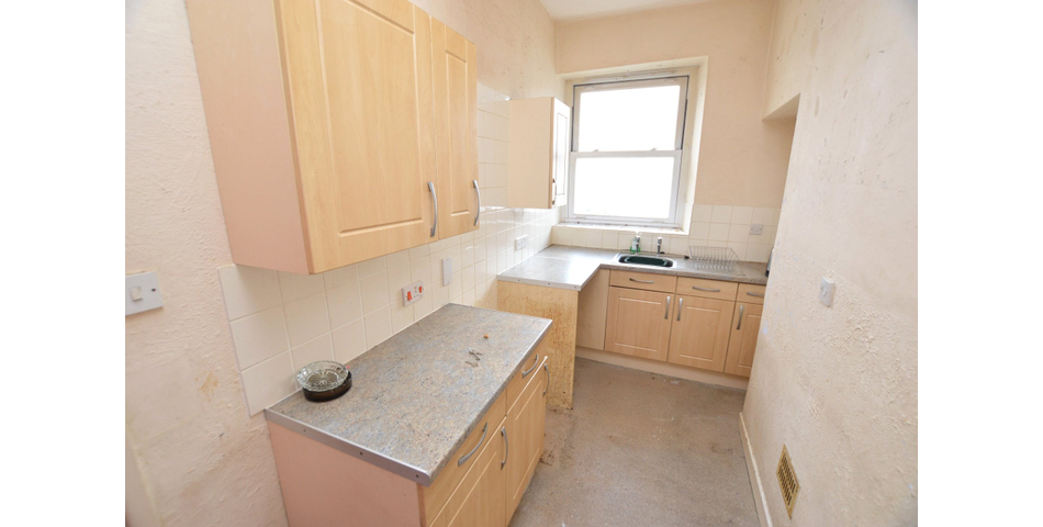 FOR SALE VIA BRADLEYS ONLINE AUCTION 12PM 17TH NOVEMBER 2023.