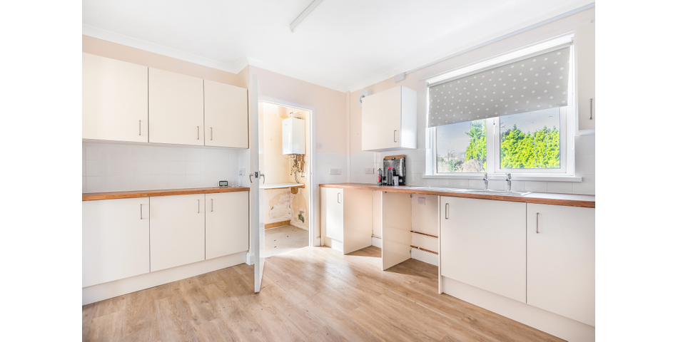 THREE BEDROOM SEMI-DETACHED PROPERTY
