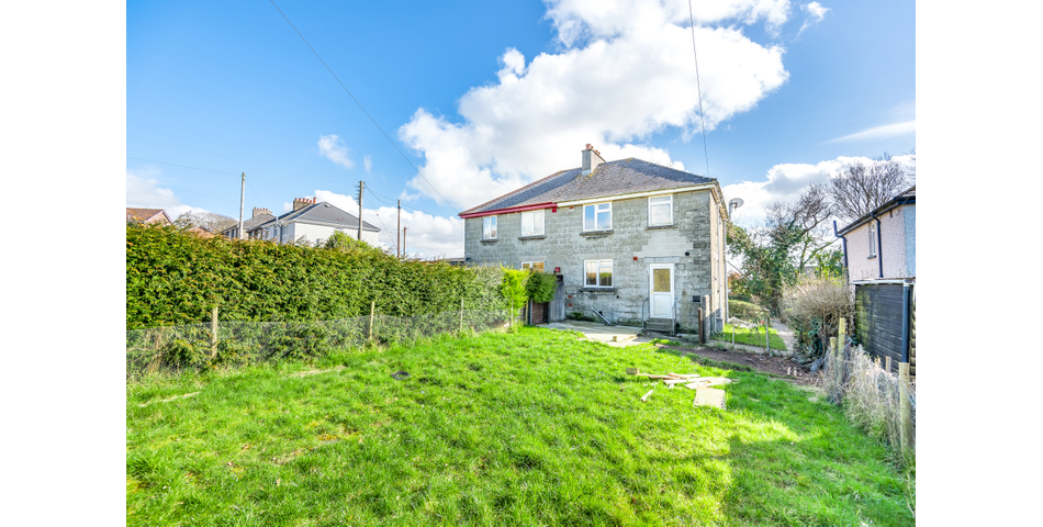THREE BEDROOM SEMI-DETACHED PROPERTY
