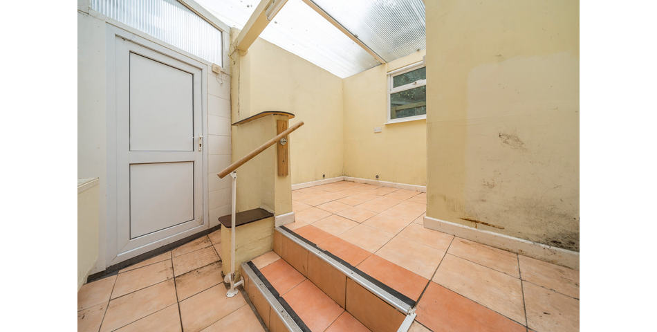 Charming period 2 bedroom terraced house