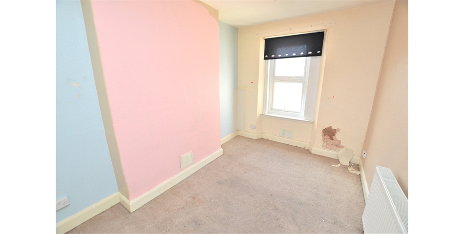 FOR SALE VIA BRADLEYS ONLINE AUCTION 12PM 30TH APRIL 2021. VIRTUAL TOUR AVAILABLE.