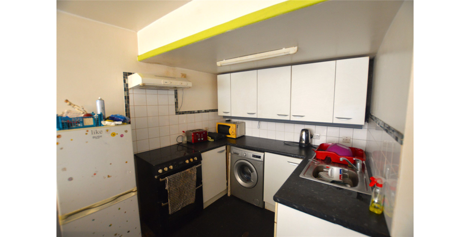 FOR SALE VIA BRADLEYS ONLINE AUCTION ** TWO ONE BEDROOM BEDSITS