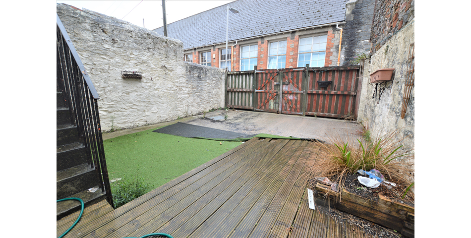 FOR SALE VIA BRADLEYS ONLINE AUCTION 12PM 29TH SEPTEMBER 2022.. VIRTUAL TOUR AVAILABLE.