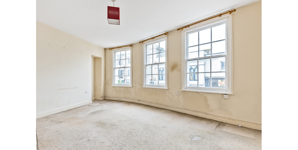 Town Centre Investment Opportunity at Market Jew Street