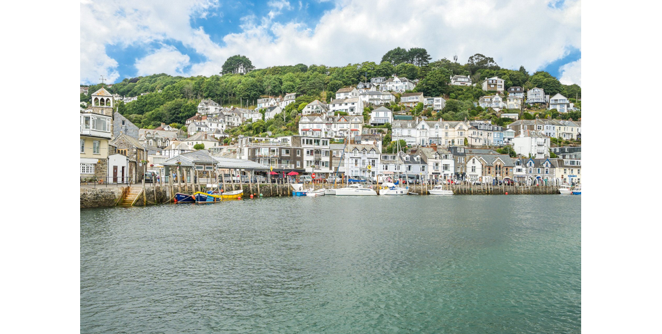 WORKSHOP/GARAGE IN CENTRAL EAST LOOE, CORNWALL