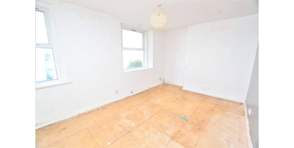 FOR SALE VIA BRADLEYS ONLINE AUCTION 12PM 22ND JULY 2022. VIRTUAL TOUR AVAILABLE.