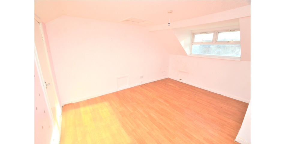 FOR SALE VIA BRADLEYS ONLINE AUCTION 12PM 22ND JULY 2022. VIRTUAL TOUR AVAILABLE.