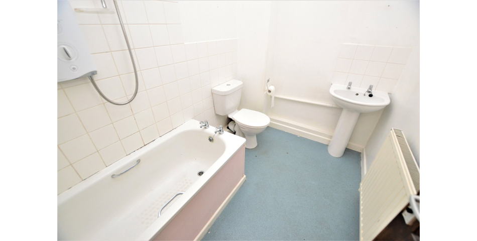 FOR SALE VIA BRADLEYS ONLINE AUCTION 12PM 22ND JULY 2022. VIRTUAL TOUR AVAILABLE.