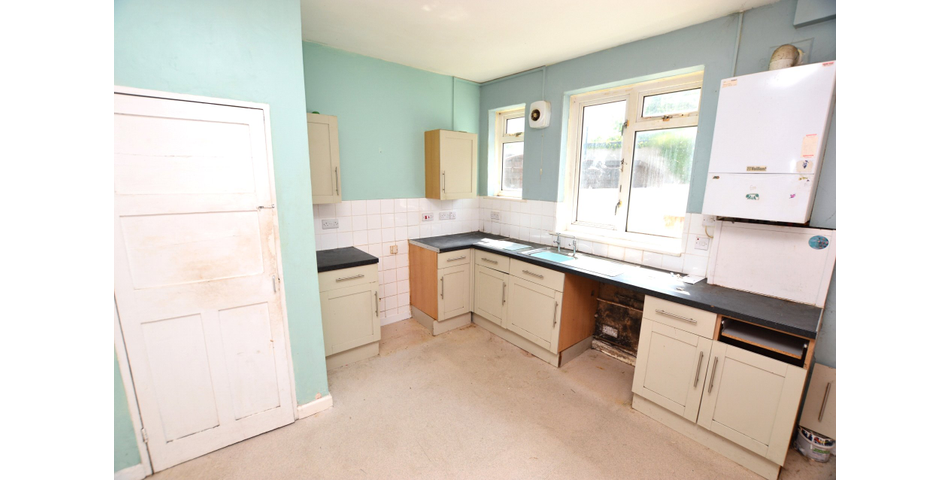 FOR SALE VIA BRADLEYS ONLINE AUCTION 2PM 9TH AUGUST 2023. VIRTUAL TOUR AVAILABLE.