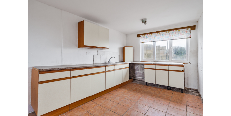 RENOVATION PROJECT SET WITHIN A DESIRABLE VILLAGE SETTING!