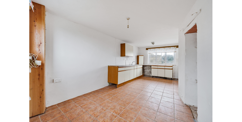 RENOVATION PROJECT SET WITHIN A DESIRABLE VILLAGE SETTING!