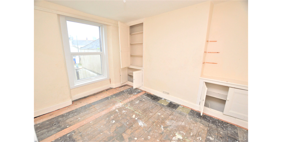 FOR SALE VIA BRADLEYS ONLINE AUCTION 12PM 14TH MARCH 2022. VIRTUAL TOUR AVAILABLE.