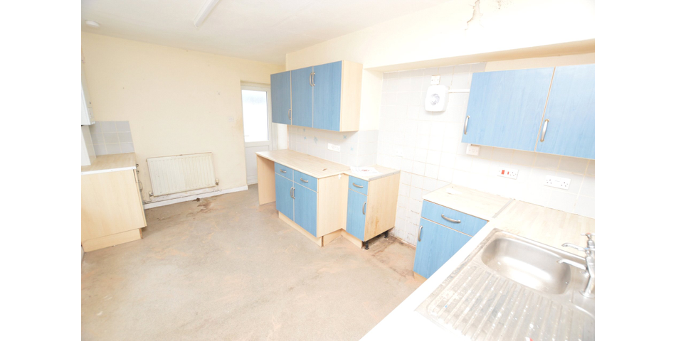 FOR SALE VIA BRADLEYS ONLINE AUCTION 12PM 26TH JUNE 2023. VIRTUAL TOUR AVAILABLE.