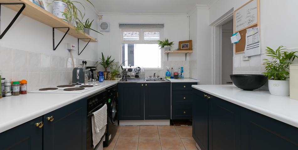 62 Causewayhead, Penzance, Cornwall, TR18 2SS