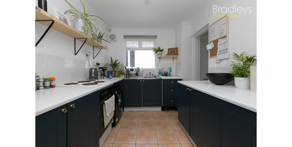 62 Causewayhead, Penzance, Cornwall, TR18 2SS