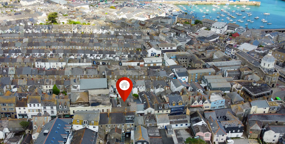 62 Causewayhead, Penzance, Cornwall, TR18 2SS